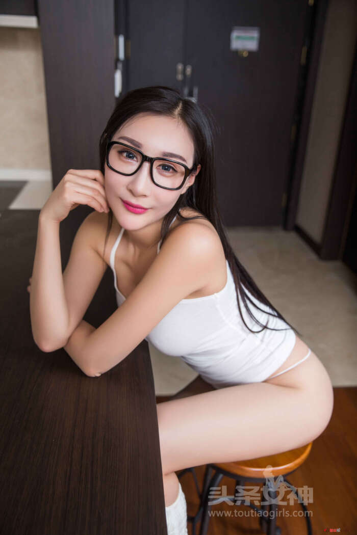 [TouTiao头条女神] 2017.01.31 湿身露出 曼苏拉娜 [28P-186MB]