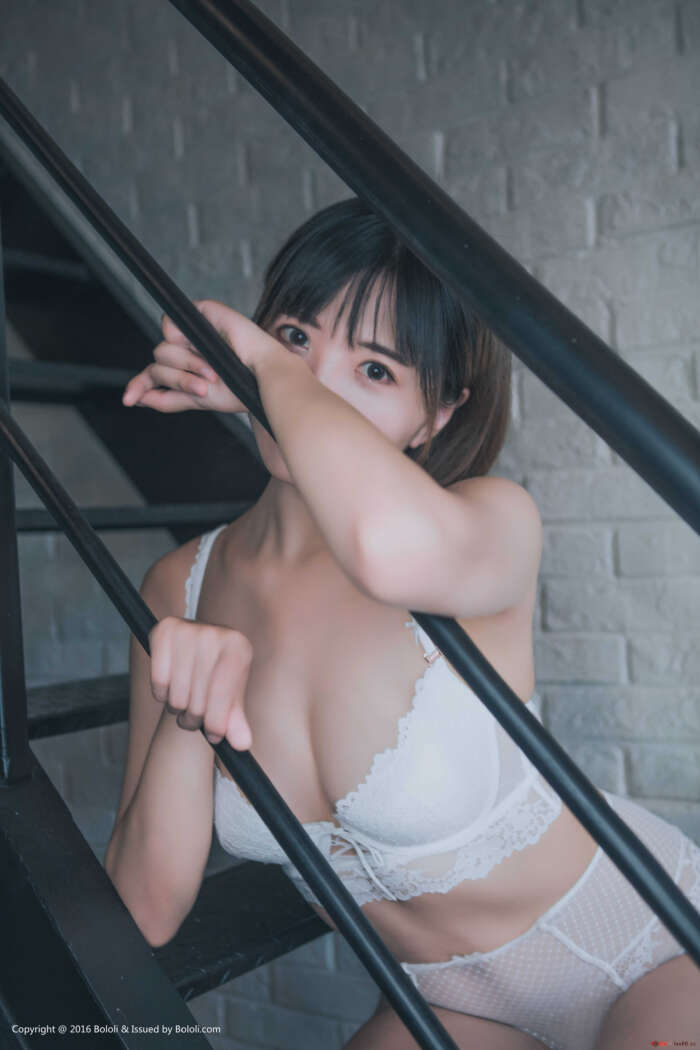 [BoLoli波萝社]2017.08.19 VOL.105 黑黑[41P178M]