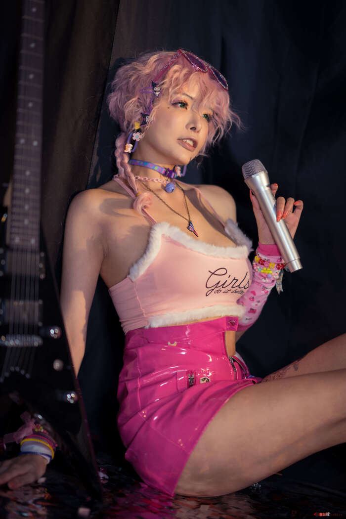 秋和柯基 NO.042 小偶像[38P1V-653MB]