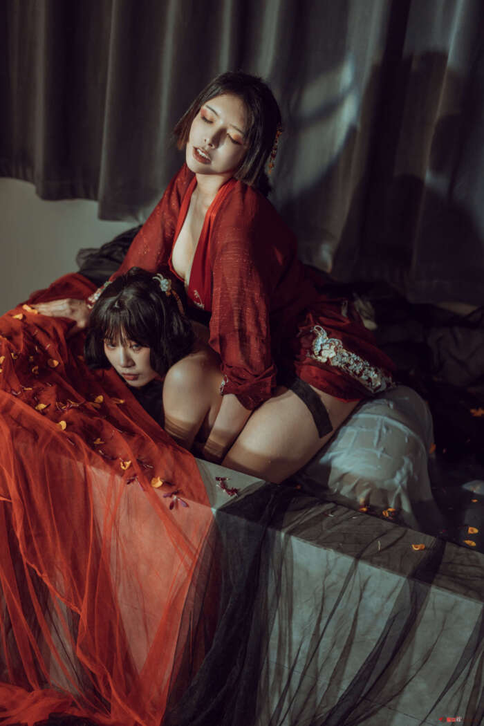 秋和柯基 NO.035 昏红帐[52P-427MB]