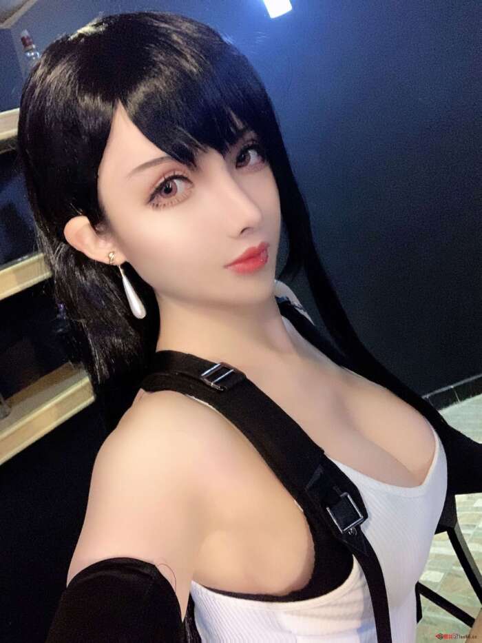 rioko凉凉子 NO.040 蒂法 [19P-54MB]