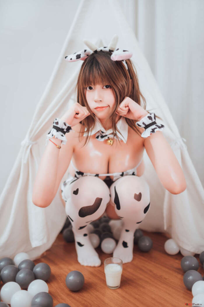 奈汐酱nice NO.030 牛年大吉 奶牛 [50P-748MB]