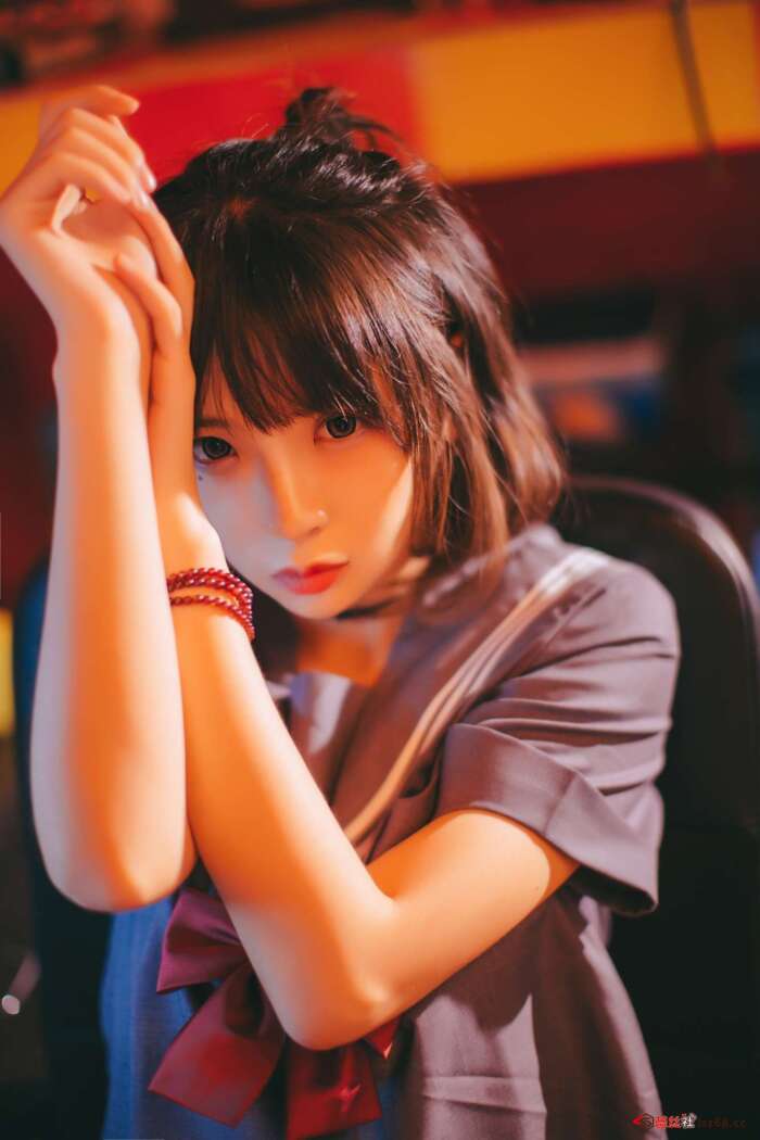 疯猫ss NO.004 被囚禁的少女 [44P-57.5MB]