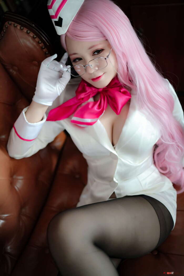 疯猫ss NO.017 柯杨斯卡娅 [35P-97MB]