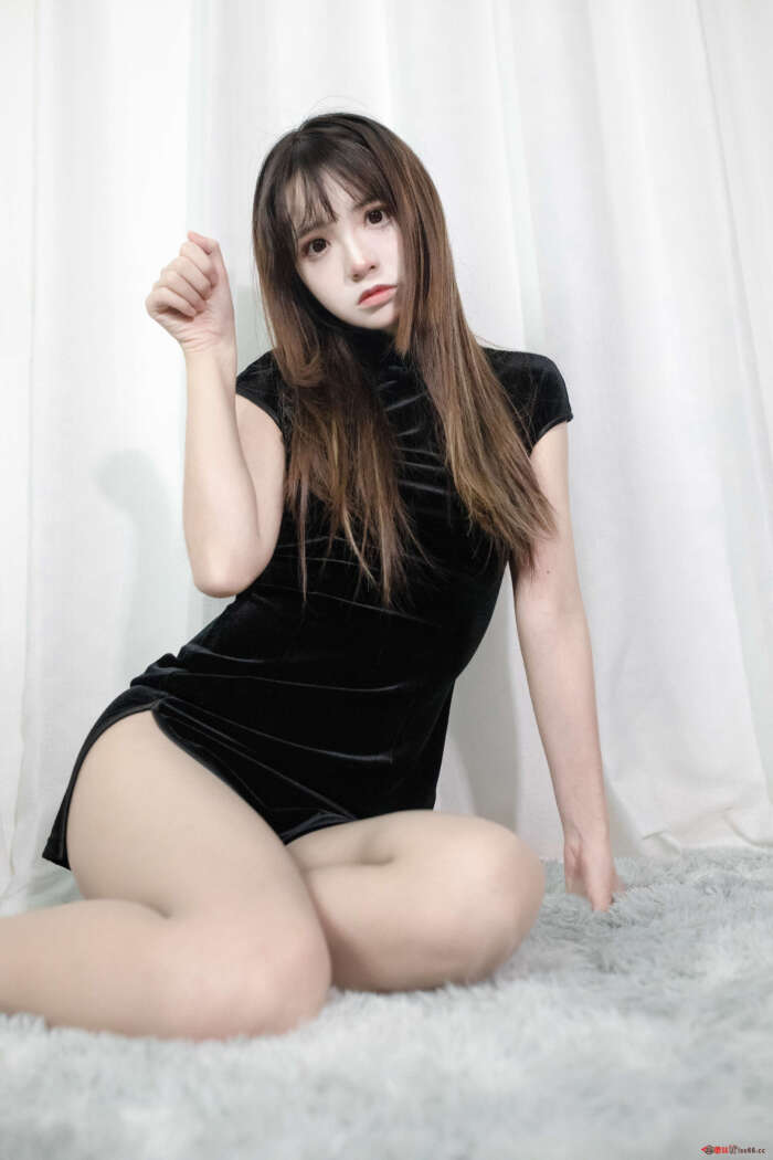 疯猫ss NO.074 黑旗袍 [20P-240MB]