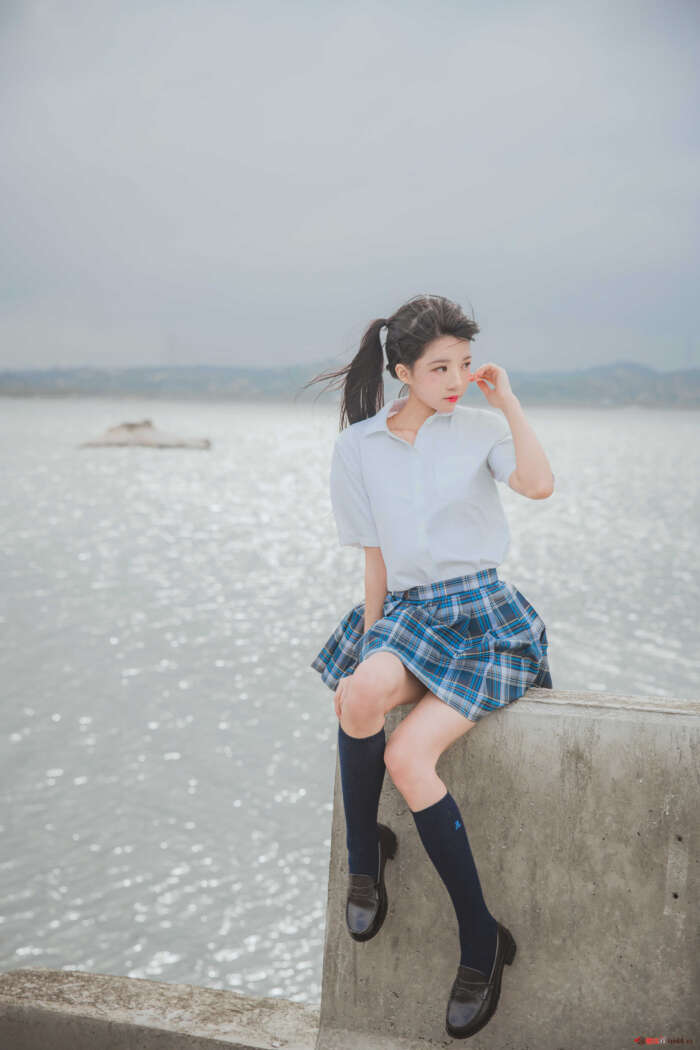 桜桃喵 016 耳畔的风 [27P-377MB]