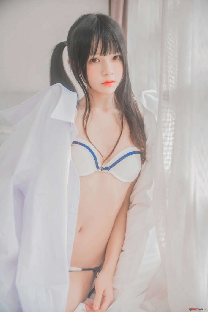 桜桃喵 002 白衬衫双马尾 [47P-345MB]