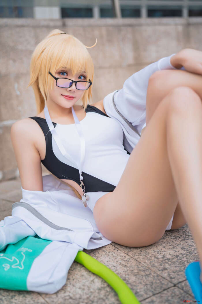 瓜希酱 NO.005 企鹅贞 [21P-109MB]