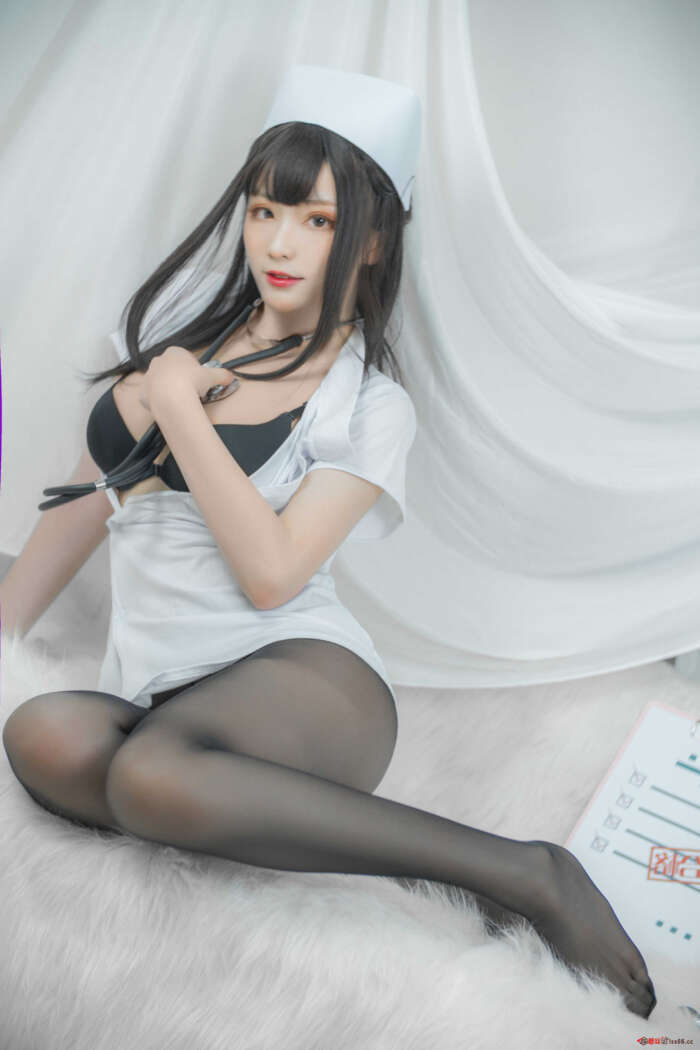 起司块wii NO.008 白色护士 [72P4V-767MB]