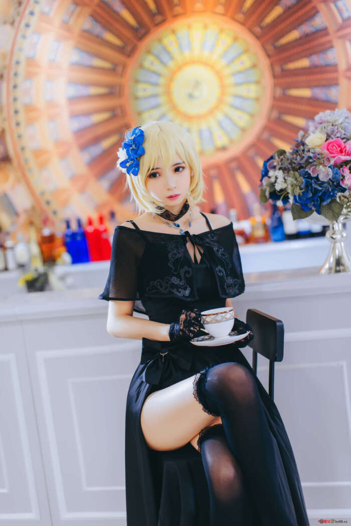 疯猫ss NO.007 贞德礼装 [13P113MB]