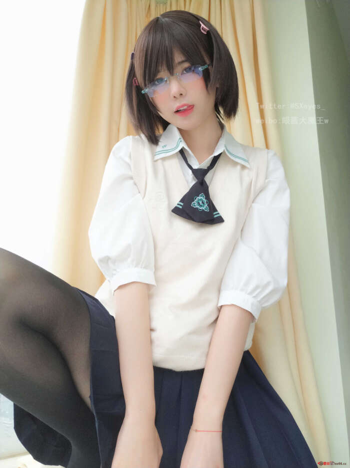 眼酱大魔王w Vol.24 小学妹 [35P-151MB]