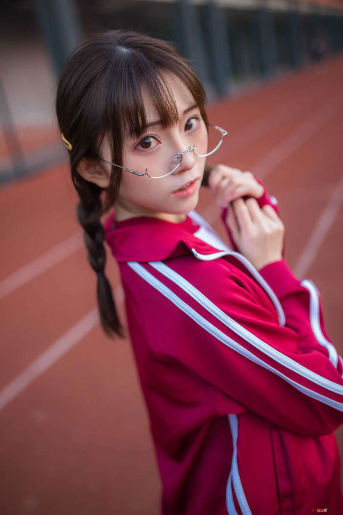 Kitaro_绮太郎 NO.045 运动服女孩 红 [13P-49MB]