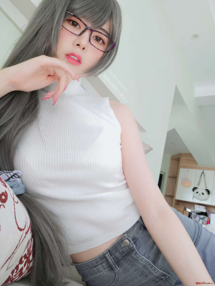 眼酱大魔王w NO.033 白色无袖[32P-208MB]