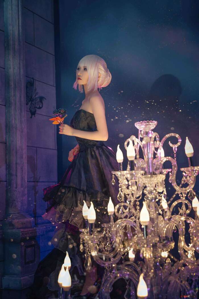 这个泡泡就是逊啦 007 吾王_COS_阿尔托莉雅