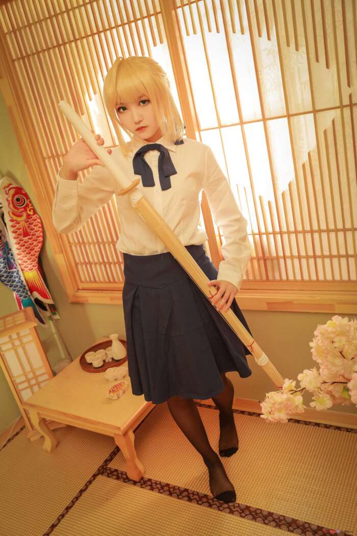 这个泡泡就是逊啦 002 saber常服