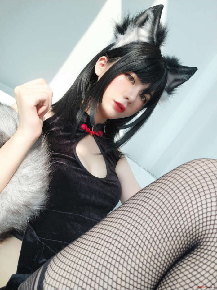 眼酱大魔王w NO.002 旗袍w [34P-132MB]