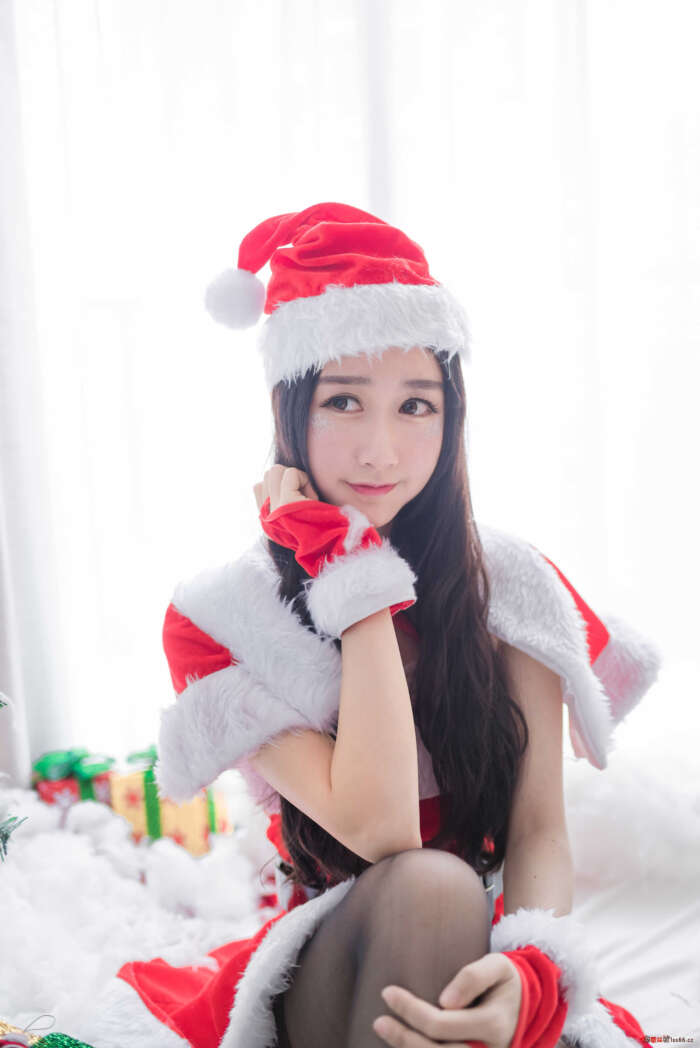 木绵绵OwO NO.024 圣诞老人和驯鹿酱 [46P-171MB]