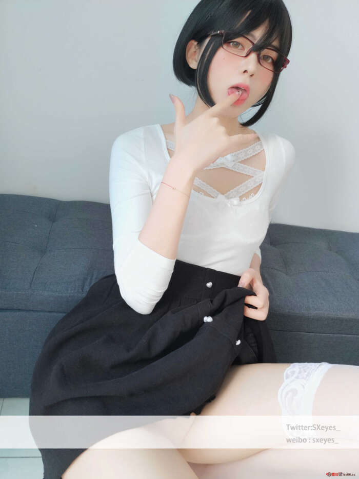 眼酱大魔王w Vol.13 白蕾丝姐姐 [27P-126MB]