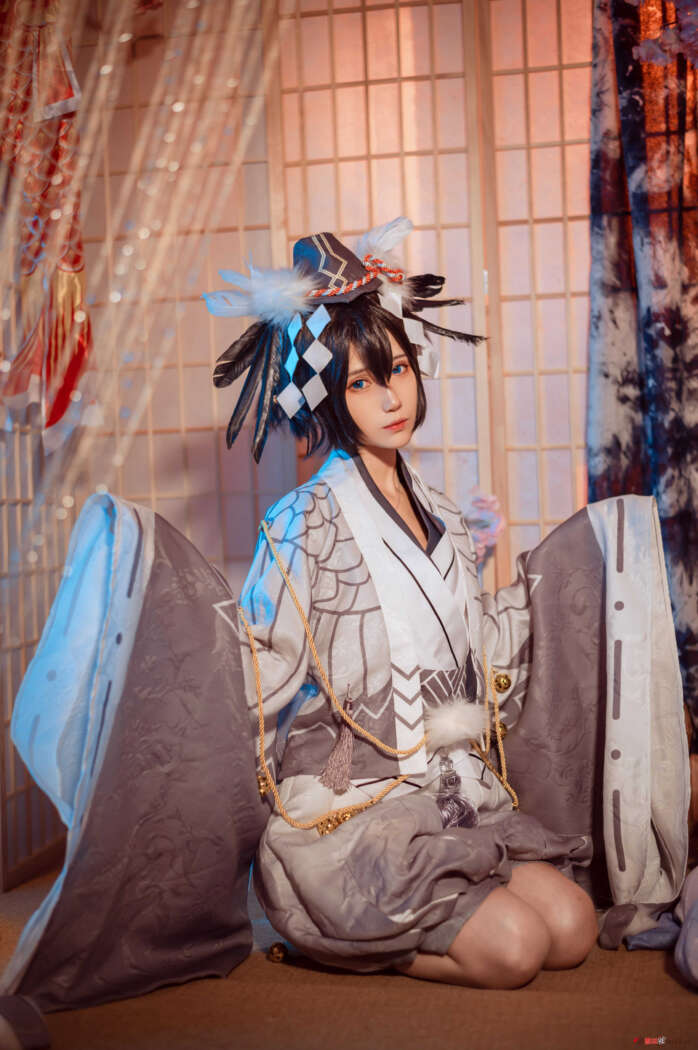 妖君白研 – NO.03 凹凸世界雷狮和风雷卡COS正片