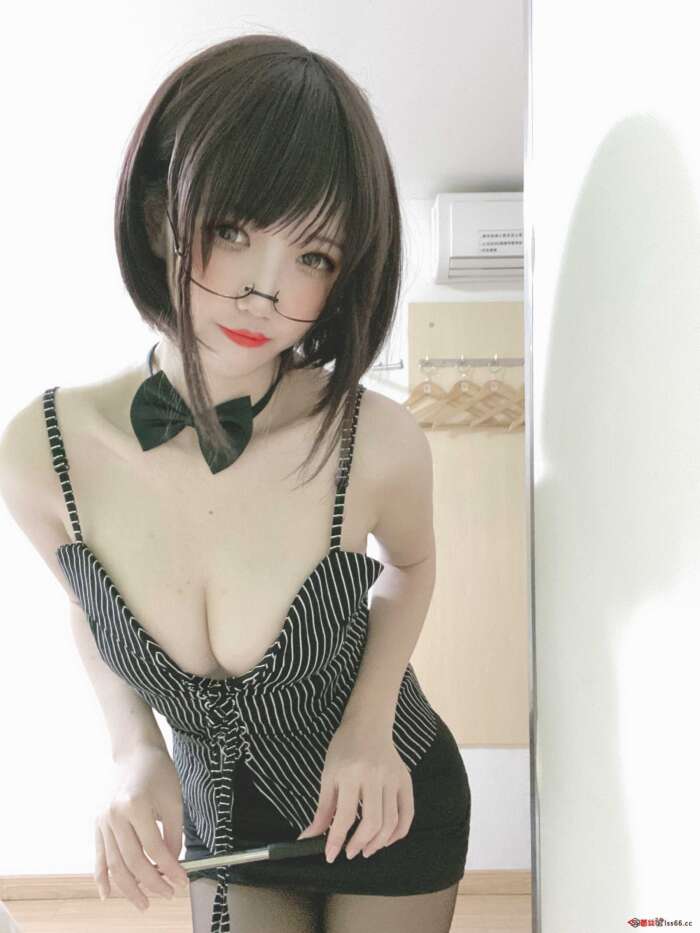 阿薰kaOri NO.011 女教师 [6P-9MB]