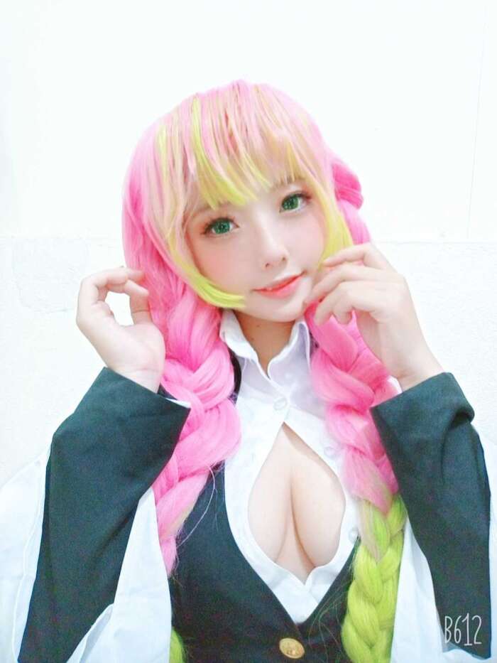 Messie Huang – NO.09 Kanroji [20P-20MB]