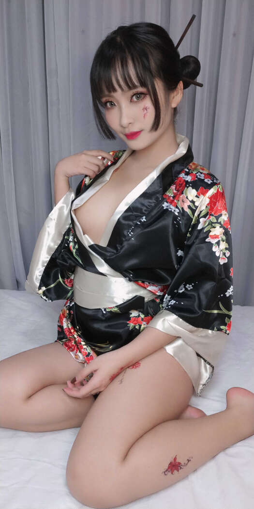 洛璃 LoLiSAMA NO.003 歌舞伎 [92P10V-393MB]