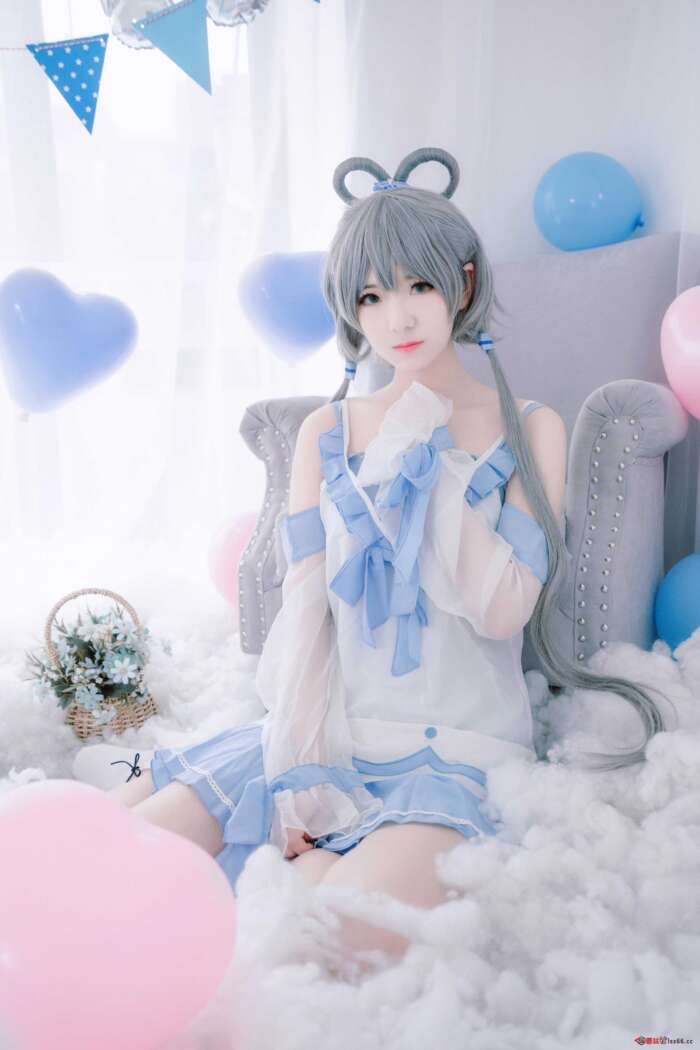 弥音音 NO.017 洛天依 生日快乐 [10P-28MB]