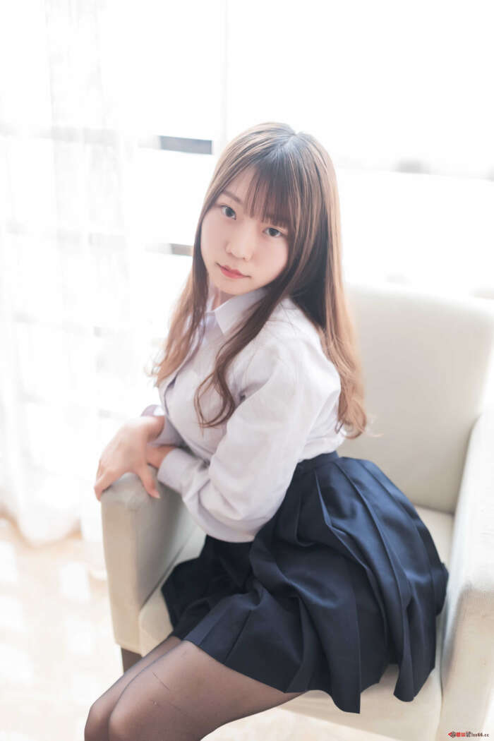 香草喵露露 NO.003 黑丝萌妹[44P-194MB]