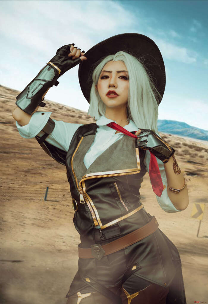 蓝小沂KiKi NO.10 小恶魔与艾什[9P-128MB]