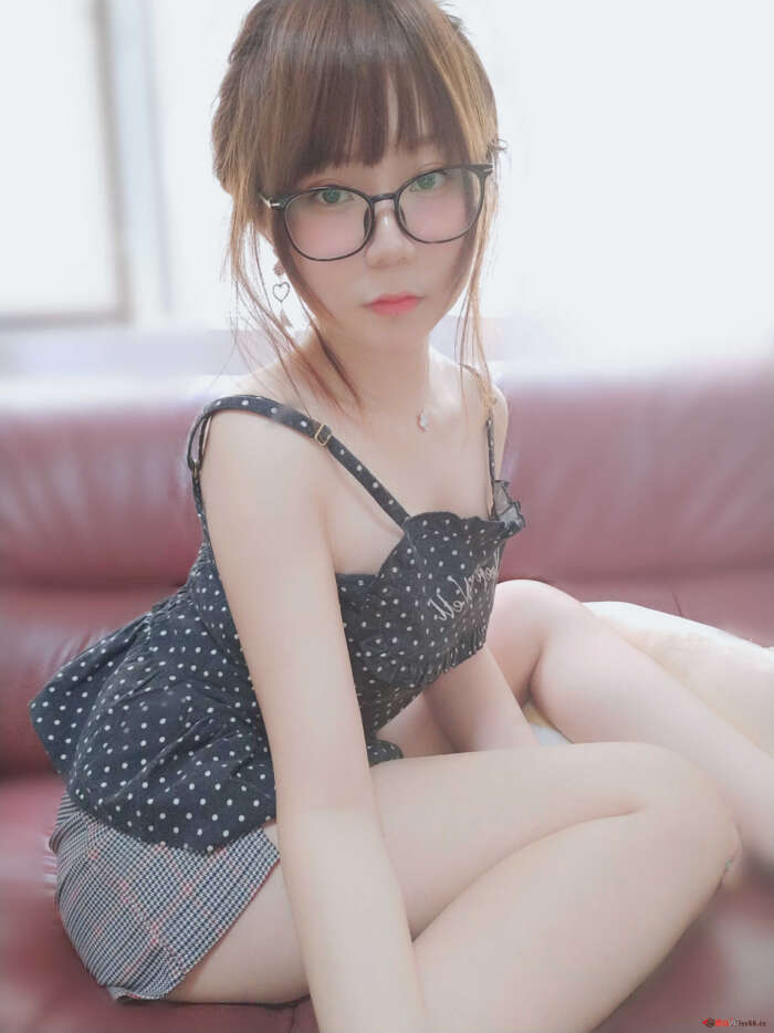 摇摇乐yoyo NO.008 小清新 [43P-218MB]