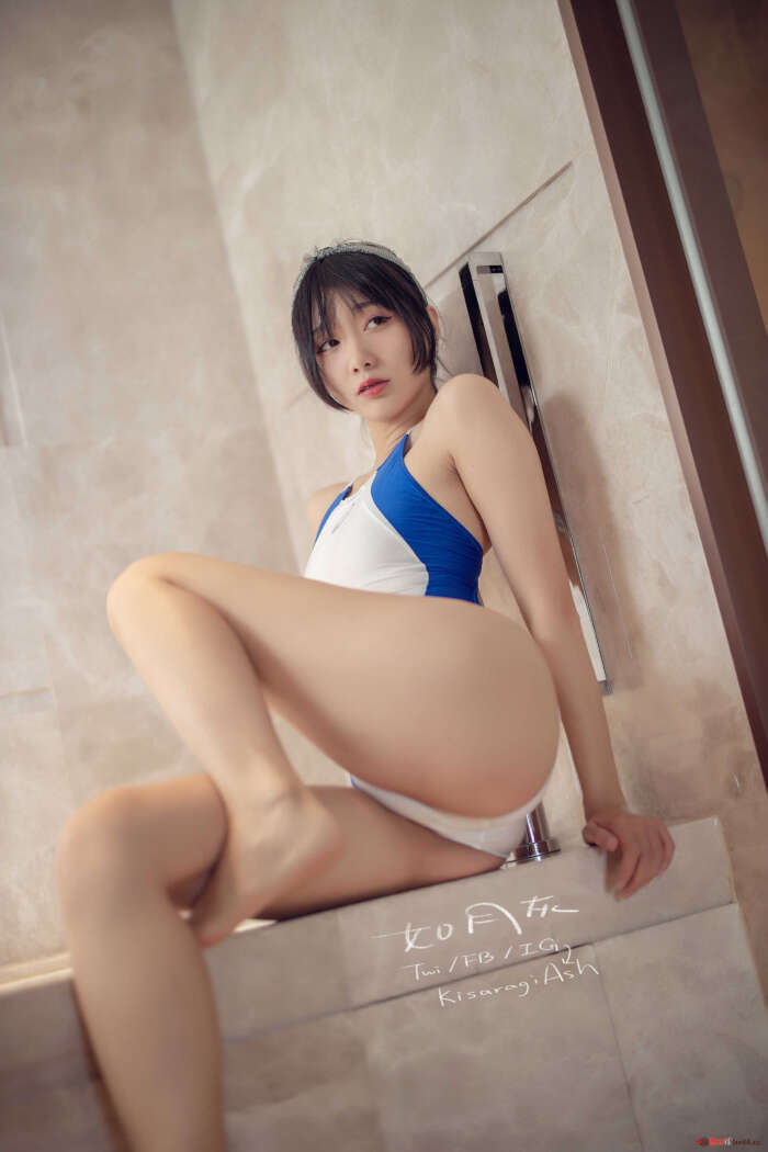 如月灰 NO.016 蓝白竞泳 [40P-159MB]