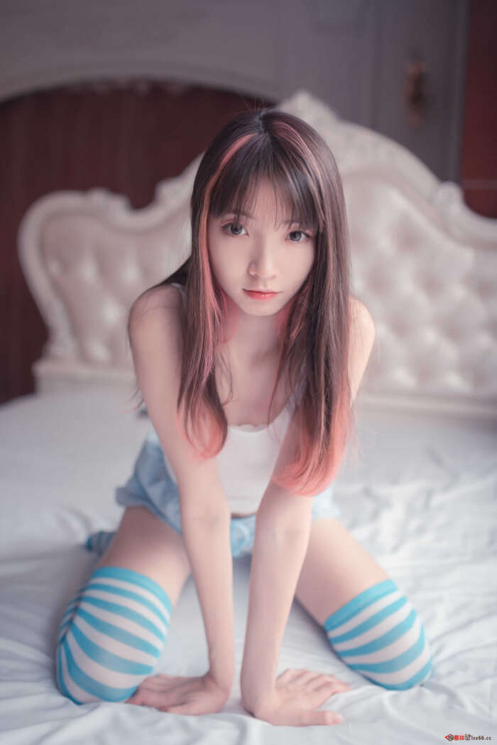 祖木子 NO.007 蓝白条纹丝袜小可爱 [50P-260MB]