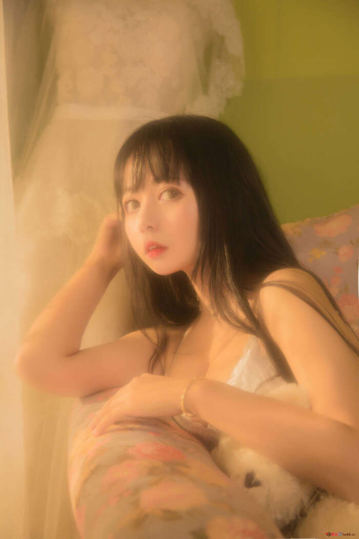 黑猫猫OvO NO.009 少女写真-纱 [26P-229M]