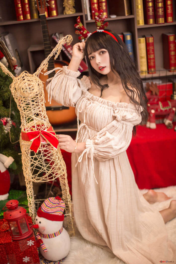 黑猫猫OvO NO.011 圣诞 [14P-119M]