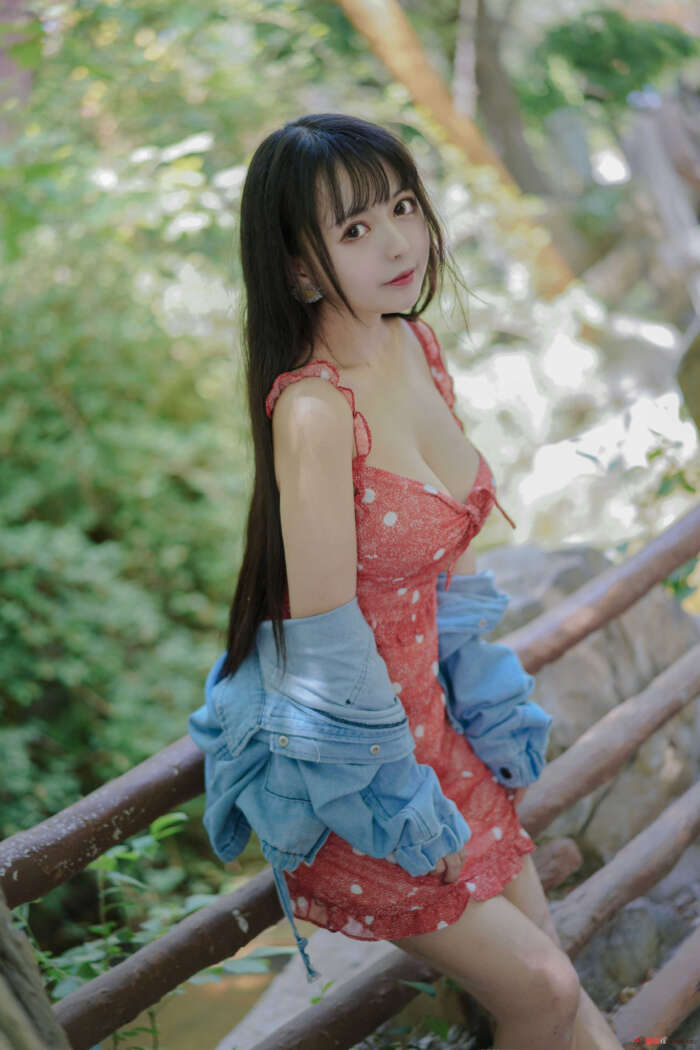 黑猫猫OvO NO.025 草莓[32P-559MB]