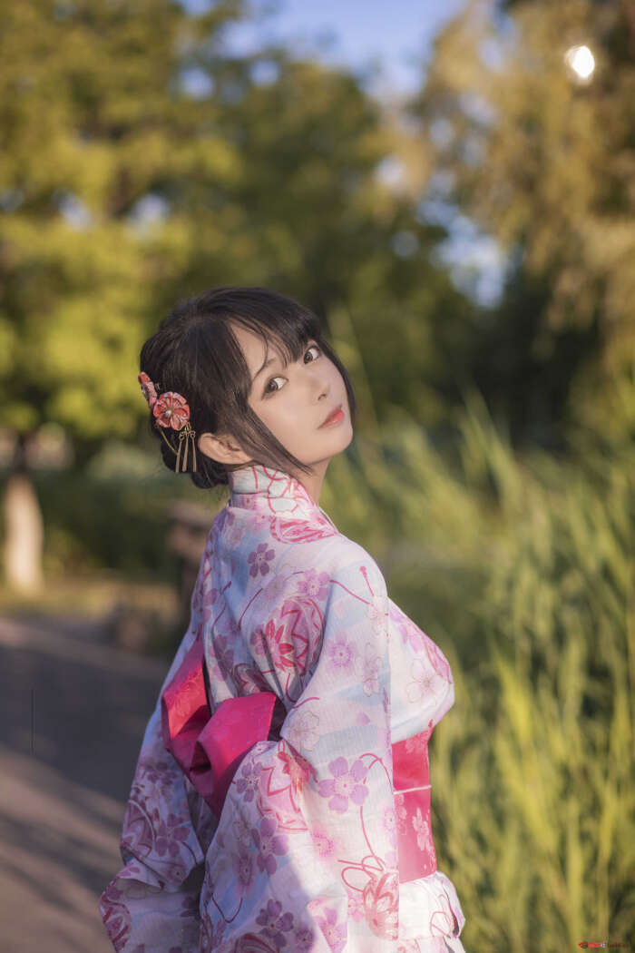 黑猫猫OvO NO.005 和服超进化 [14P-163M]