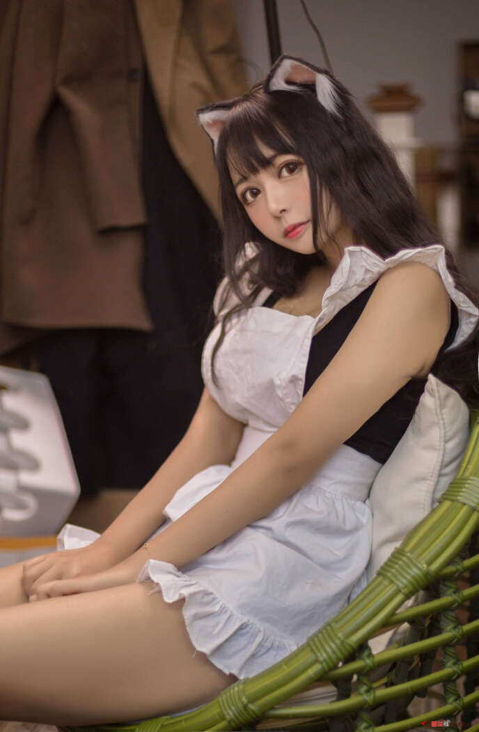 黑猫猫OvO NO.006 黑猫猫厨房 [11P-74M]