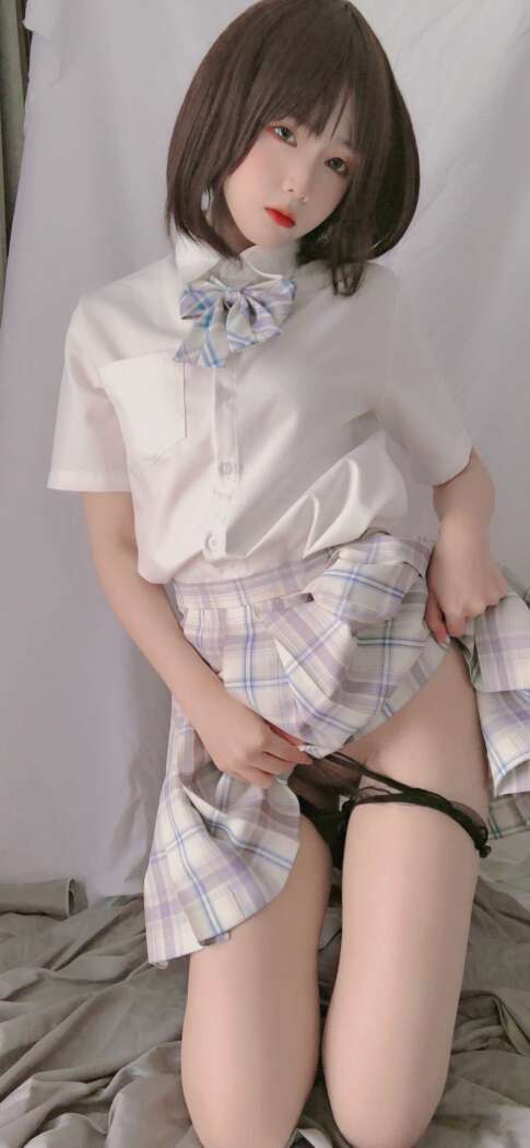 是青水 NO.012 学妹jk自拍[33P-12MB]