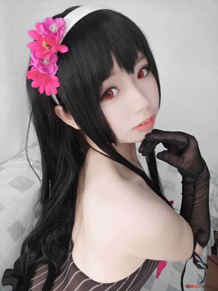 十万珍吱伏特 NO.006 霞之丘诗羽[16P-57MB]