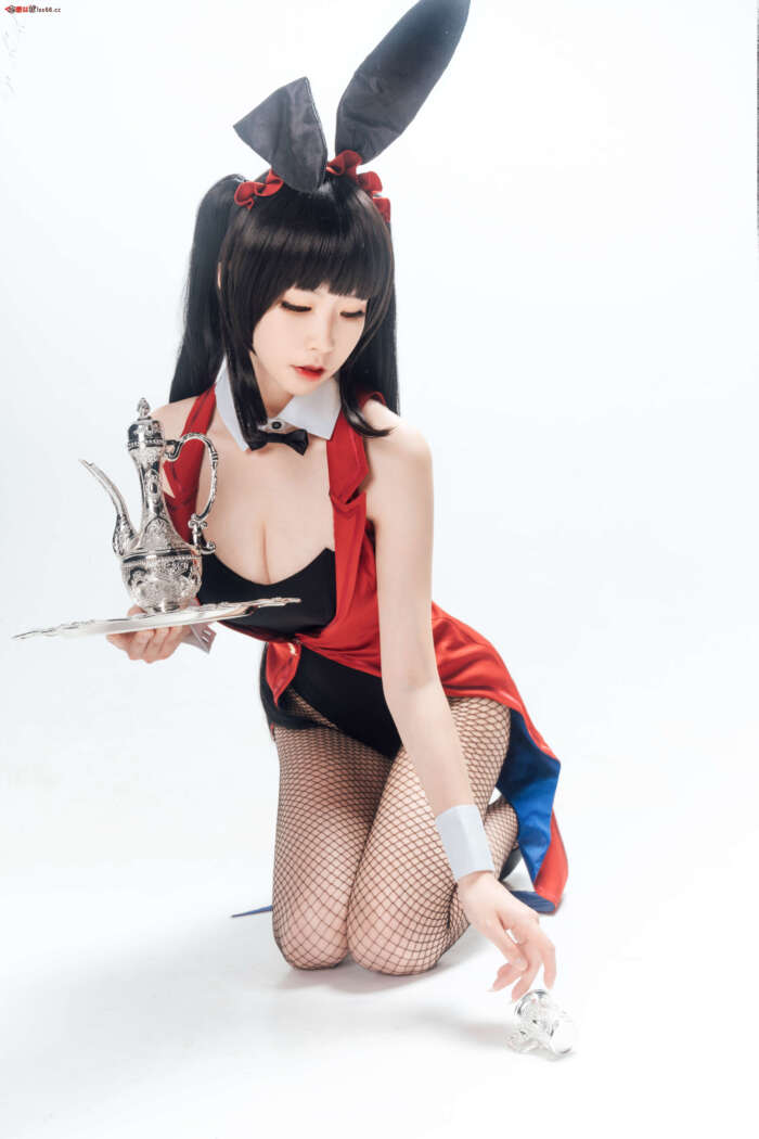 NO.011 爱老师 – 狂三 兔女郎 [9P 35M]