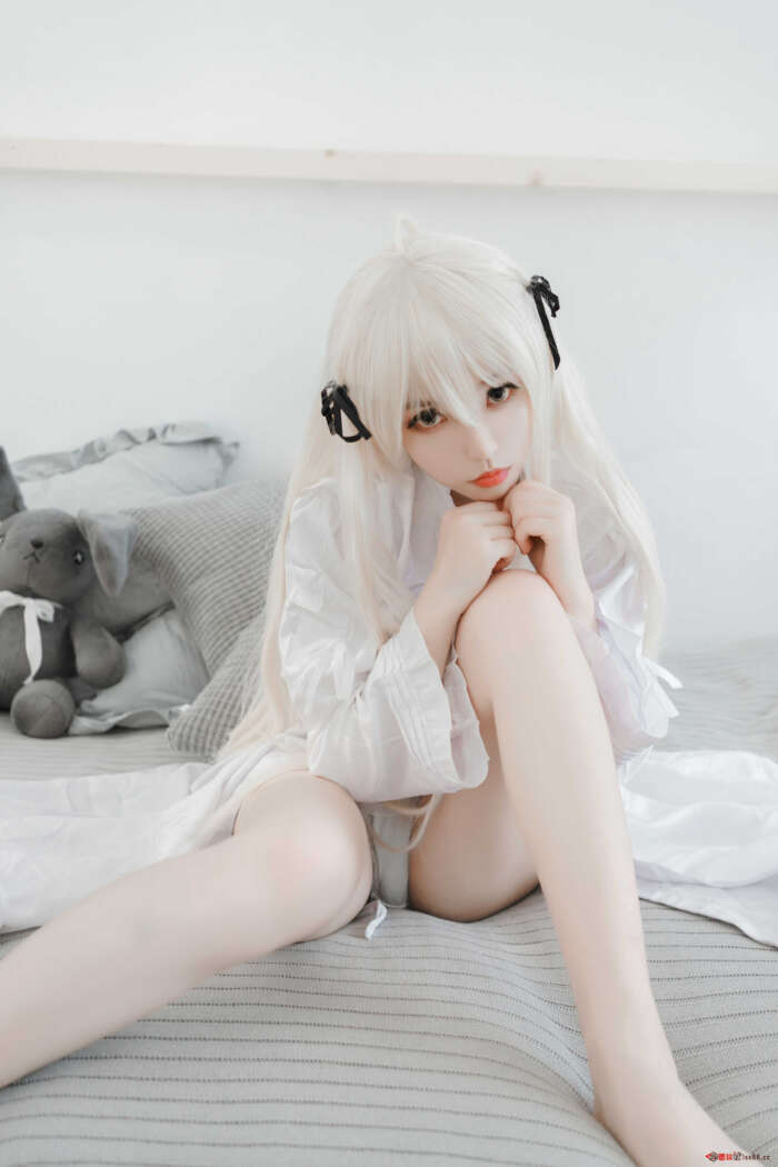 白易子 NO.05 穹妹白裙 [36P-137MB]