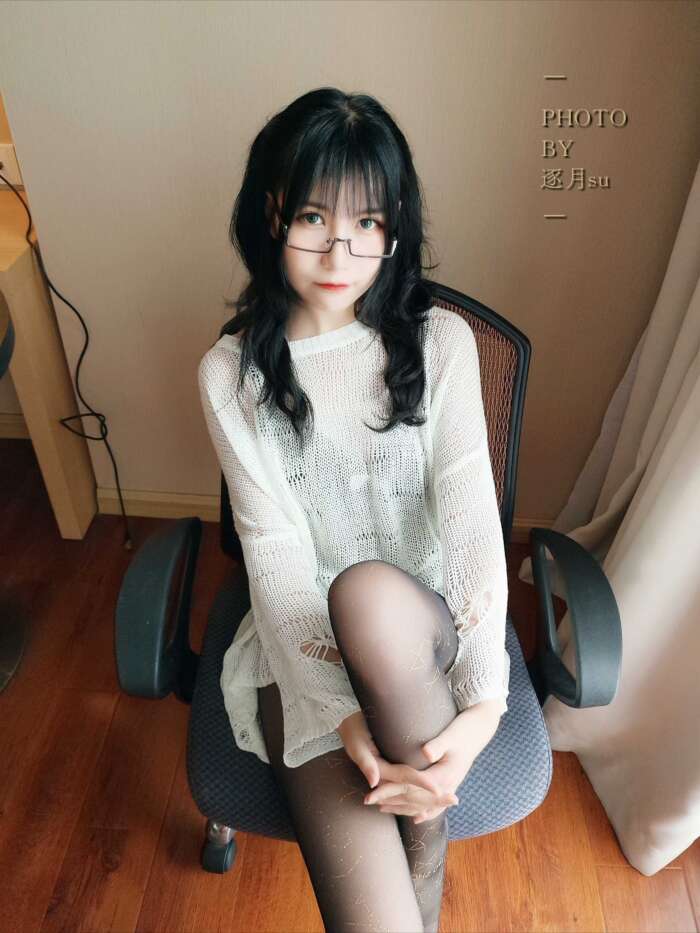 NO.046 逐月SU – 足控向