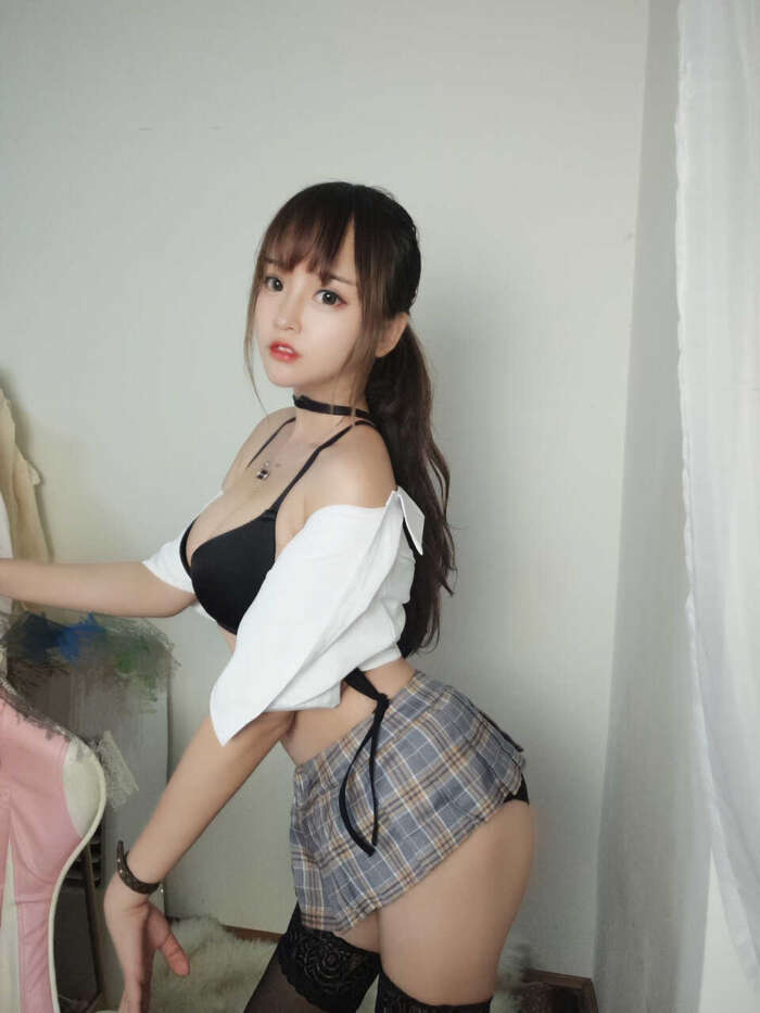 过期米线线喵 041米线 – 直播间齐b [16P 20M]