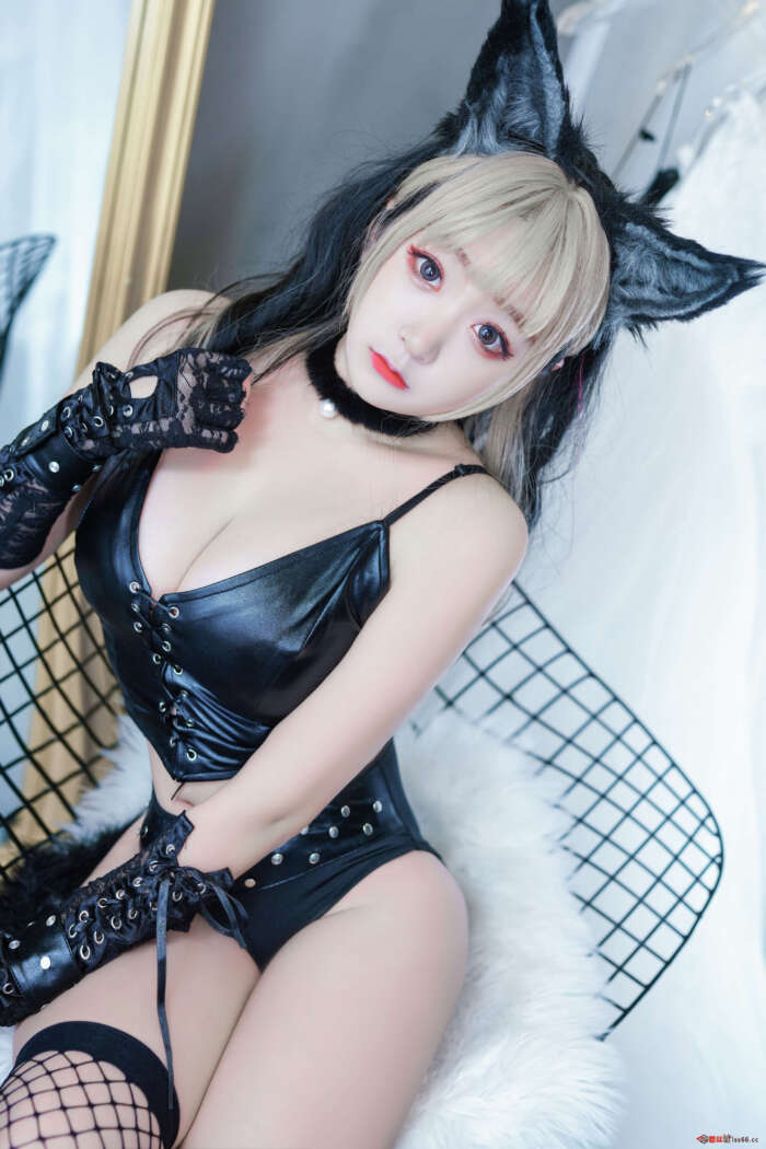 恩田直幸 皮衣小狼 [45P]