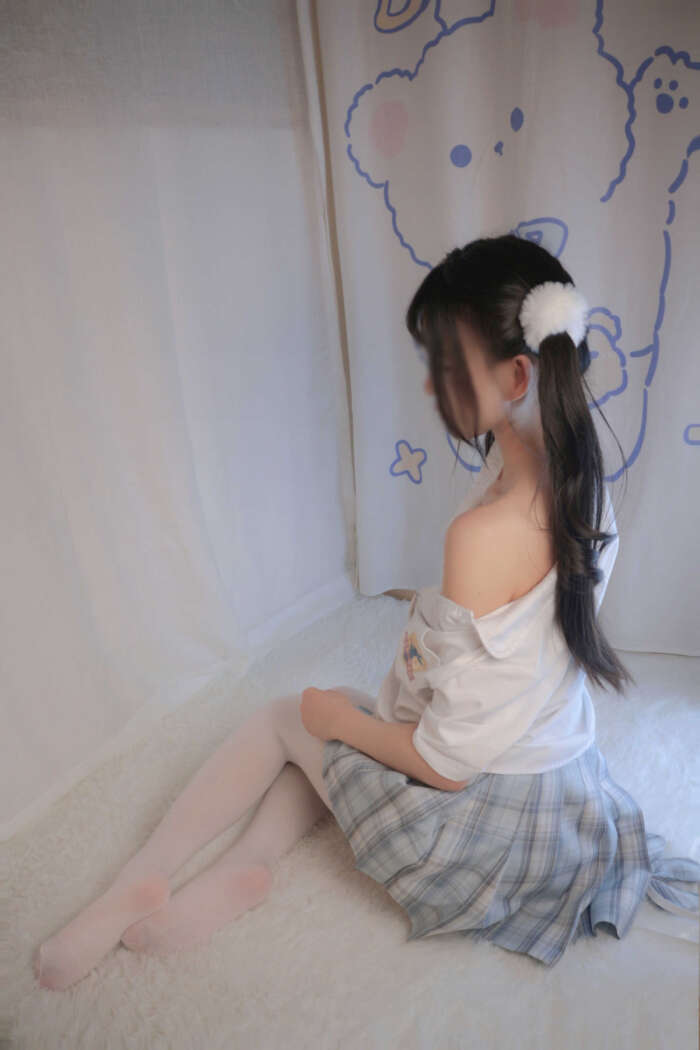 是暖暖呀 – NO.03 白色雪糕 [55P-556MB]