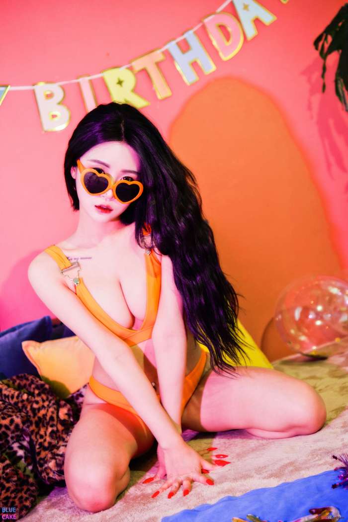 [BLUECAKE] Bomi Happy Bomiday [95P-1.14GB]