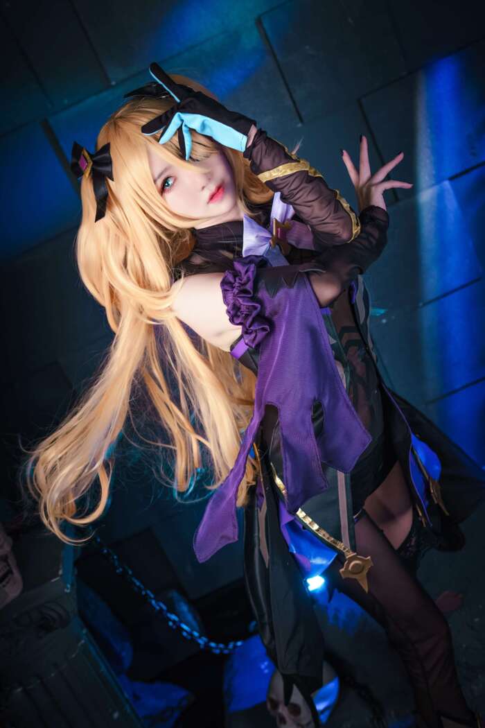 Sally Dorasnow – Fischl [31P-99MB]