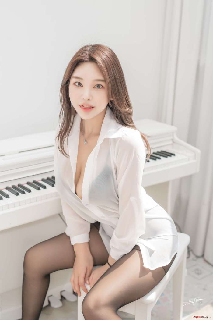 [SAINT Photolife] Zzyuri Vol.5 See Through [65P-315MB]