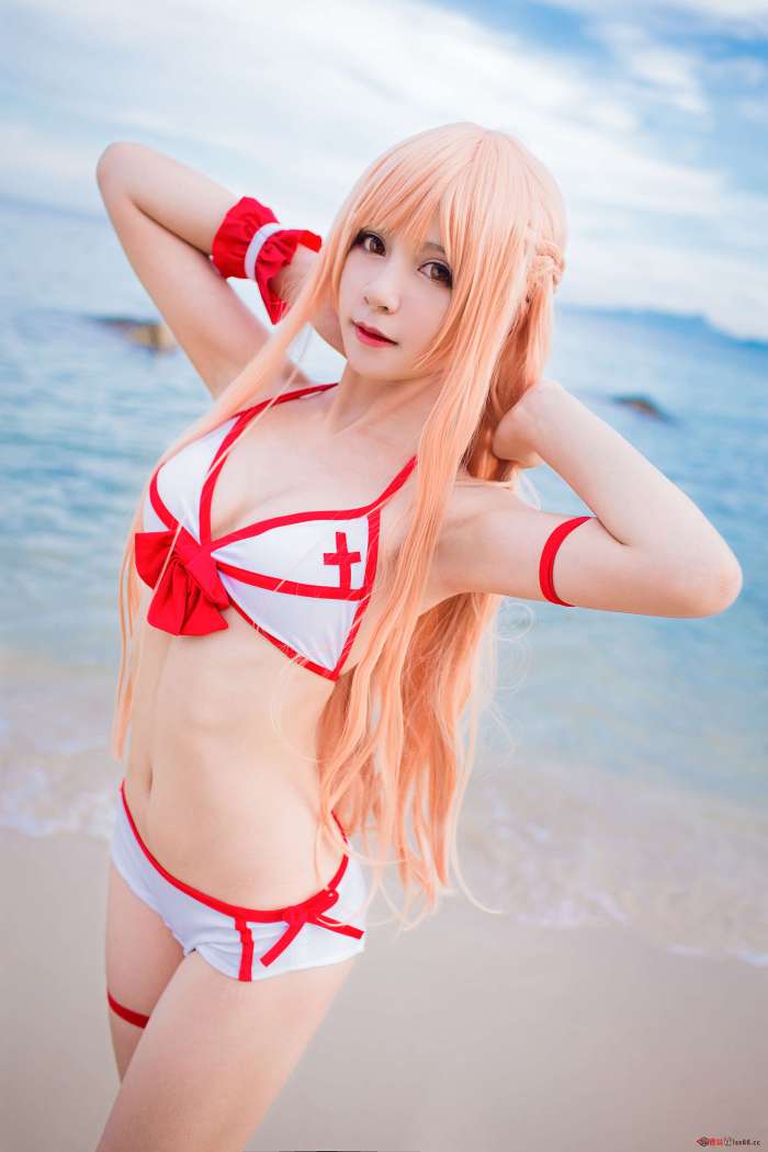 秋山AkI – 亚丝娜泳衣 [18P155MB]