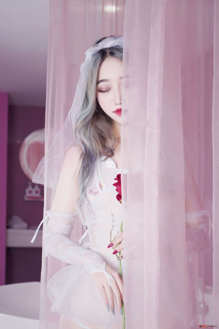 eloise软软 – 入水蕾丝[35P427M]